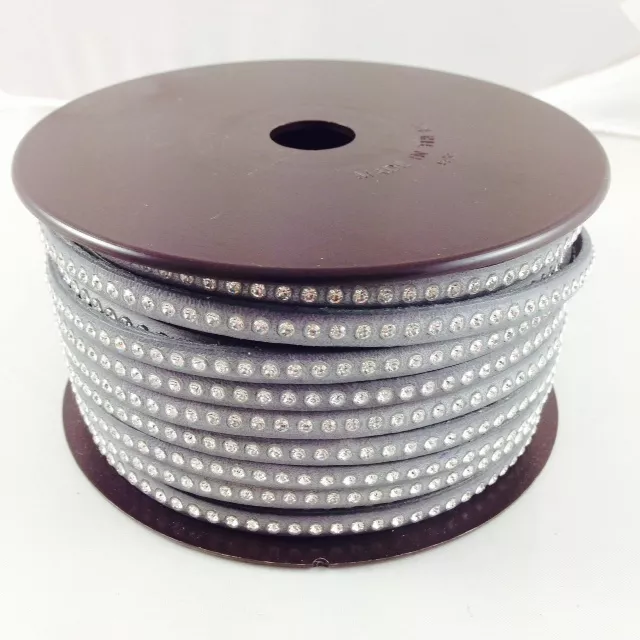 Cuir de veau avec véritable Swarovski 6mm- - Gris clair