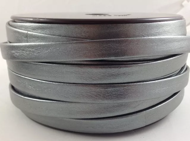 Cuir de chèvre métalisé 10mm - Argent antique