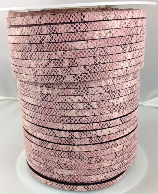Cuir veau motif serpent 5mm, 4.17€ ht /m soit  5€ ttc - Rose