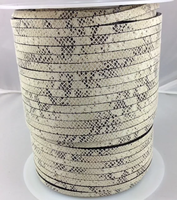 Cuir veau motif serpent 5mm, 4.17€ ht /m soit  5€ ttc - Naturel