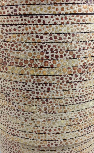 Cuir style galuchat 5.50€ ht - Marron clair