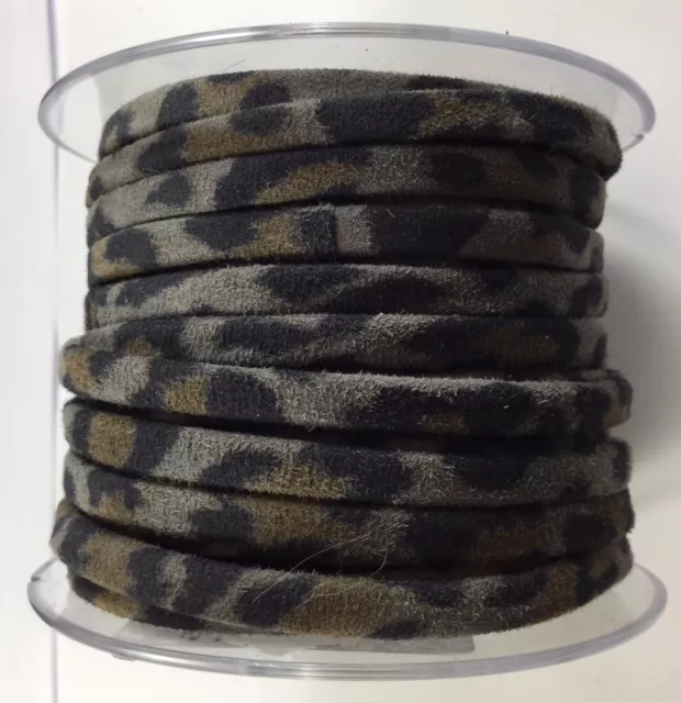 Cuirs séries spéciales et limitées en 5mm TONS NOIR - Leopard