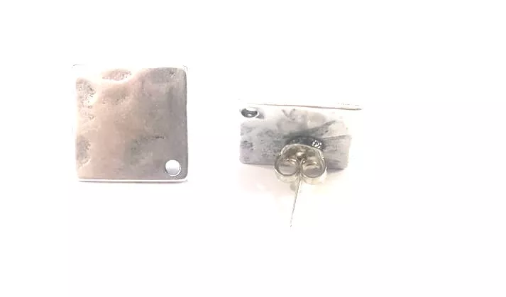 Boucle d’oreille à clou en forme carré  - Argent