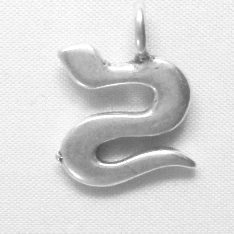 Pendant serpent