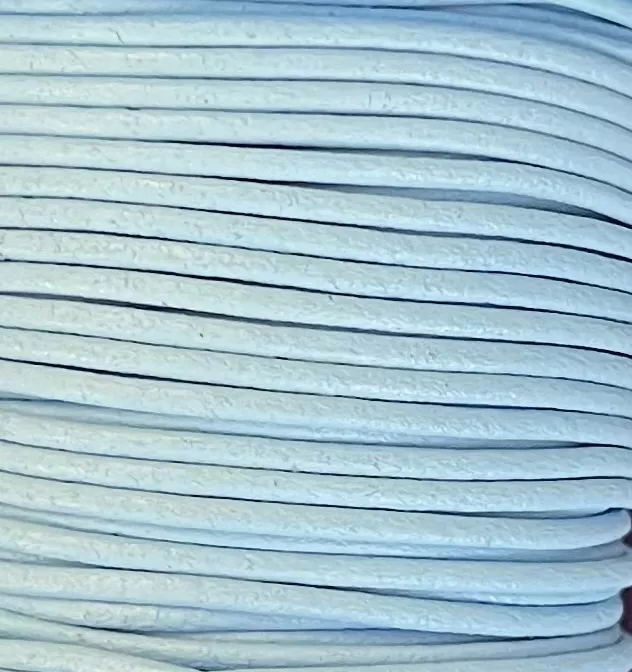 Cuir rond 2 mm couleurs pastel et métallisées - Bleu ciel