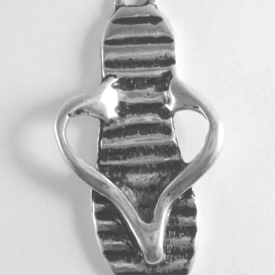 Pendant tongue