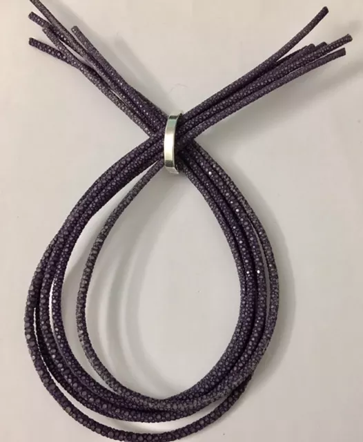 Véritable galuchat 3mm rond-pour la Joaillerie - Violet