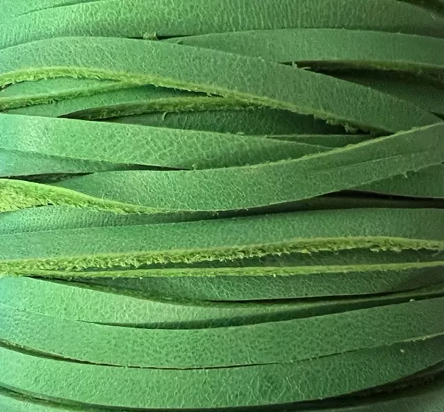 lanière 4 mm en veau non doublé pour sautoir - Vert