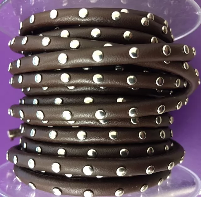 Cuir rond cousu et clouté 5 mm , en chèvre - Marron