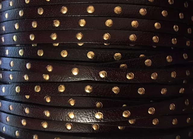 Cuir 5mm Faux clouté - Bordeaux