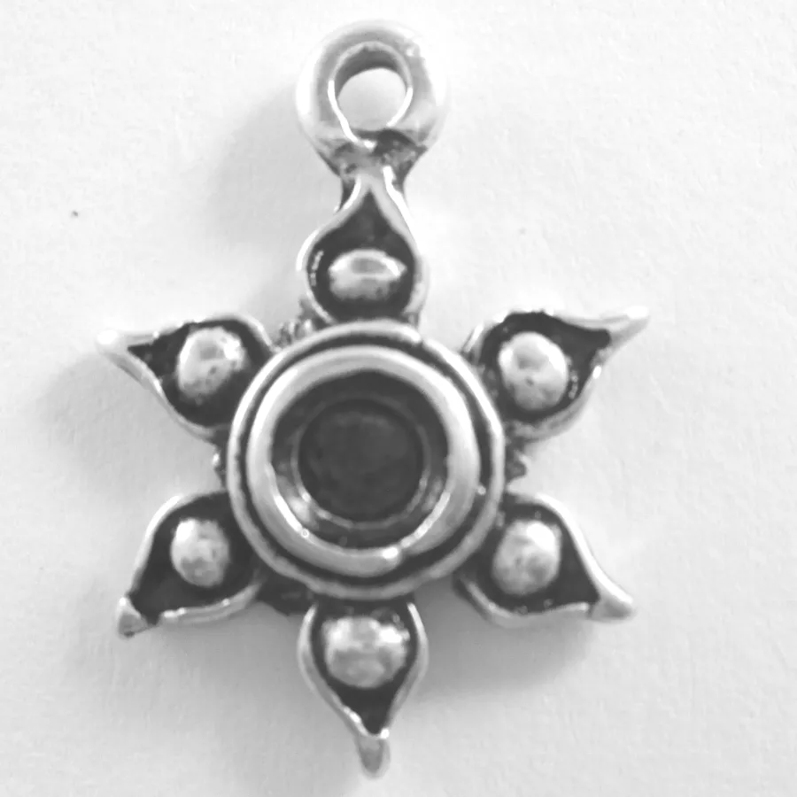 Pendant fleur à strasser