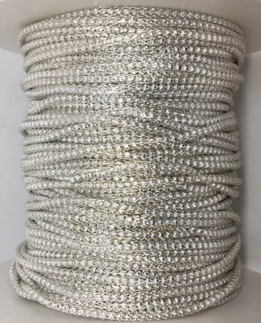 Chaîne billes de couleurs gainées avec maille argent  - Blanc