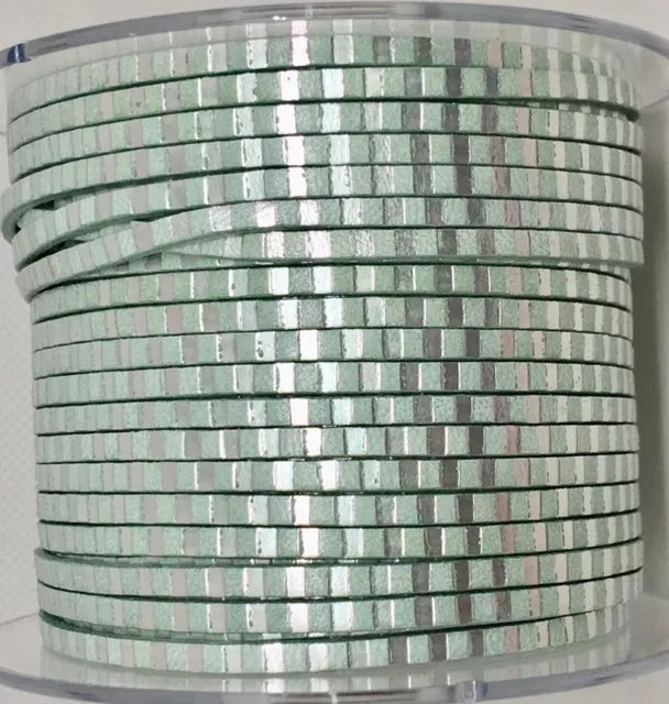 cuir de veau 3mm avec rayure - Vert d'eau