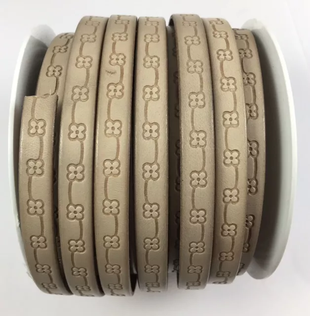 CUIR DE VEAU AVEC MOTIF FLEUR - Beige