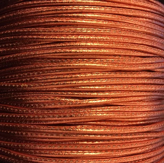 Cuir de chèvre cousu 1.5mm métallisé - Orange métallisé