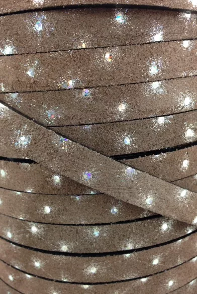 Cuir daim étoilé 10mm 5.67€ht/m - Marron