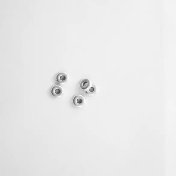 petit anneaux fermés