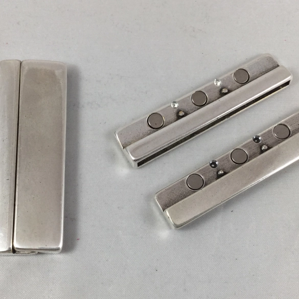 Fermoir aimanté 60mm argent vif